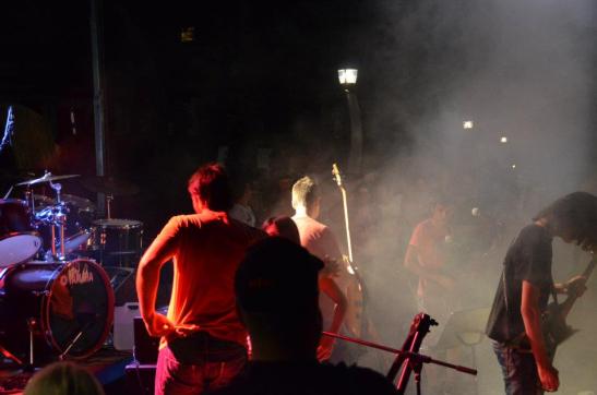 600499_312307985527623_282644254_n